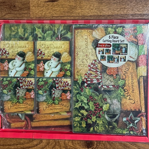 Happy Holiday Collection • Susan Winget • Snowman •6 Piece Cutting Board/Coaster - Picture 2 of 16